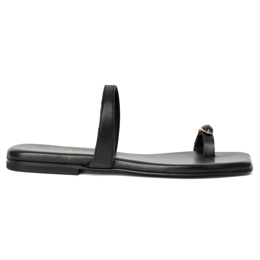 FLAT SANDALS